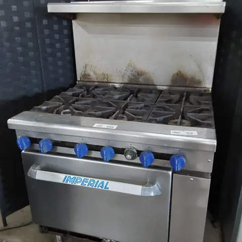 IMPERIAL COMMERCIAL GAS FIRED 6 BURNER RANGE COOKER