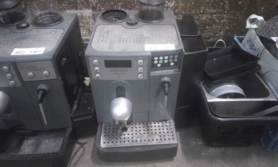 COMMERCIAL COFFEE MACHINE