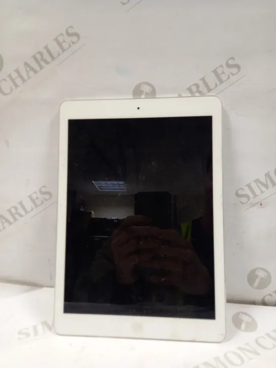 APPLE A1474 IPAD AIR 