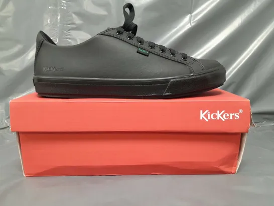 BOXED PAIR OF KICKERS SHOES IN BLACK EU SIZE 42