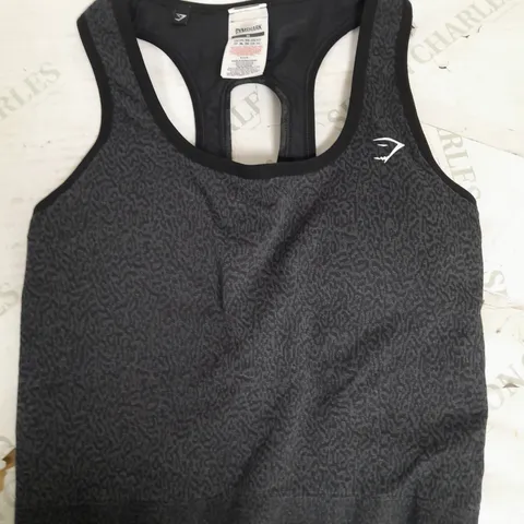 GYMSHARK TRAINING VEST IN PATTERNED BLACK - M