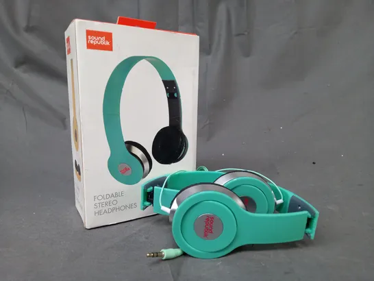 BOXED SOUND REPUBLIC FOLDABLE STEREO HEADPHONES IN MINT GREEN