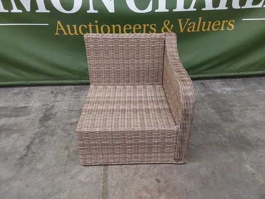 BOXED PRIMROSE LIVING GARDEN AND PATIO CURVED ARM RIGHT CORNER SOFA CHAIR PIECE IN NATURAL COLOUR