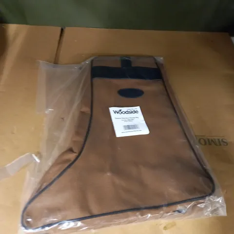 WOODSIDE ZIPPED DIRTY BOOT STORAGE BAG 