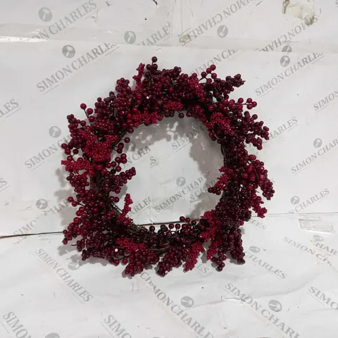 PRE-LIT MIXED BERRY WREATH