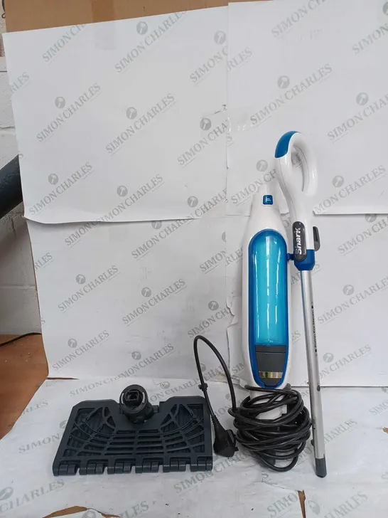 SHARK KLIK AND FLIP STEAM MOP 