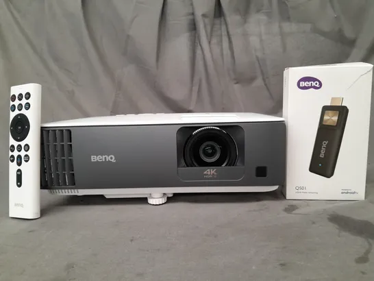 BOXED BENQ DIGITAL PROJECTOR