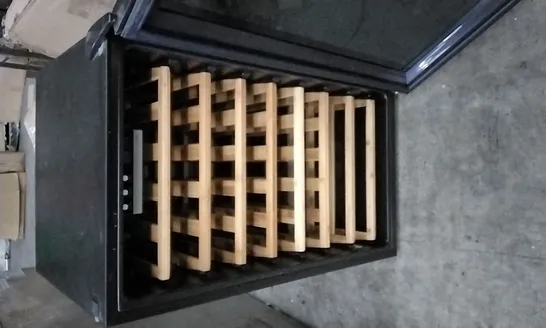 HOOVER WINE FRIDGE WITH WOODEN RACKING 