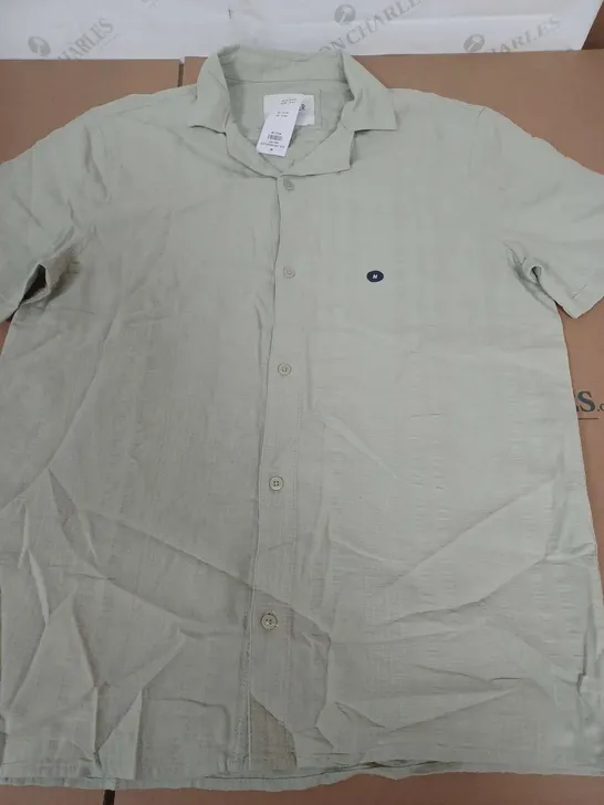 HOLLISTER TEXTURED SHIRT IN PALE GREEN - MEDIUM