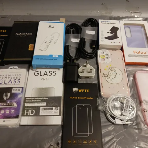 LOT OF ASSORTED MOBILE PHONE ACCESSORIES TO INCLUDE SCREEN PROTECTORS, CASES, CHARGERS AND CABLES