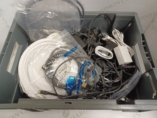 BOX OF APPROX 20 ITEMS INCLUDING ASSORTED CABLES AND CHARGERS FOR VARIOUS ITEMS 