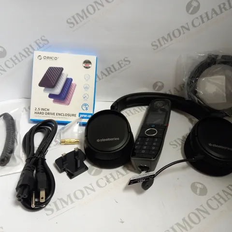 BOX OF APPROX 10 ITEMS TO INCLUDE ASSORTED CABLES, STEELSERIES HEADPHONES AND HARDDRIVE COVER