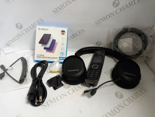 BOX OF APPROX 10 ITEMS TO INCLUDE ASSORTED CABLES, STEELSERIES HEADPHONES AND HARDDRIVE COVER