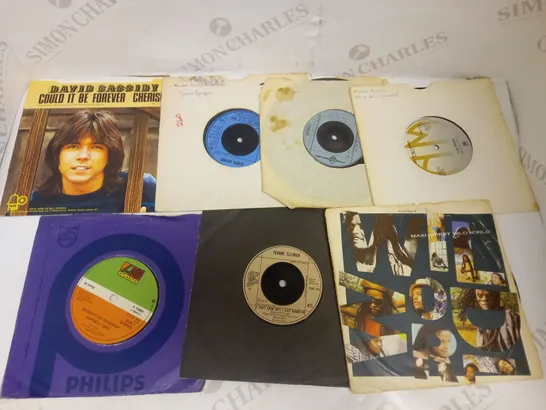 LOT OF APPROXIMATELY 20 VINYL SINGLES, TO INCLUDE CHER, CULTURE CLUB, PEPSI & SHIRLIE, ETC