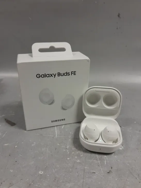 BOXED SAMSUNG GALAXY BUDS FE WIRELESS EARPHONES 