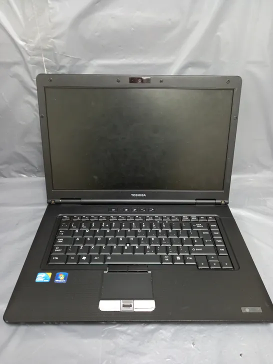 TOSHIBA TECRA A11 15 INCH I3 M 380 2.53GHZ