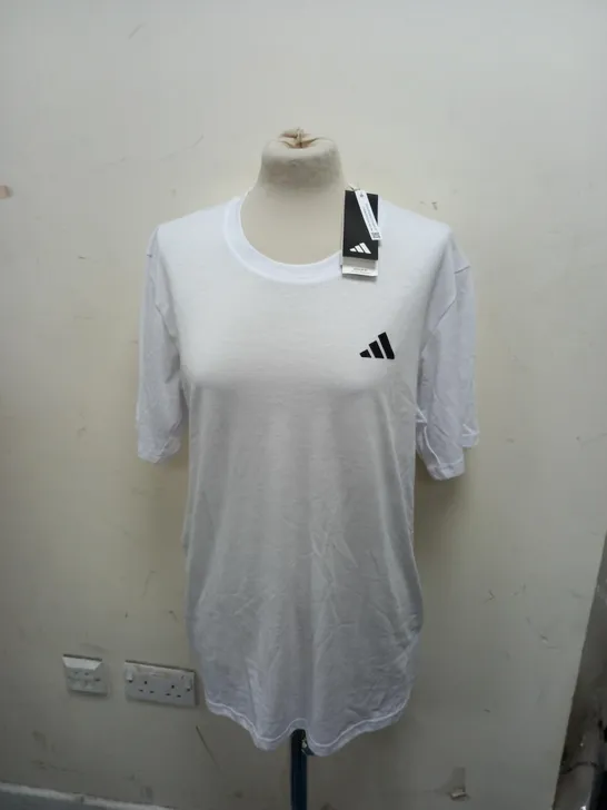 ADIDAS WHITE T-SHIRT - MEDIUM 