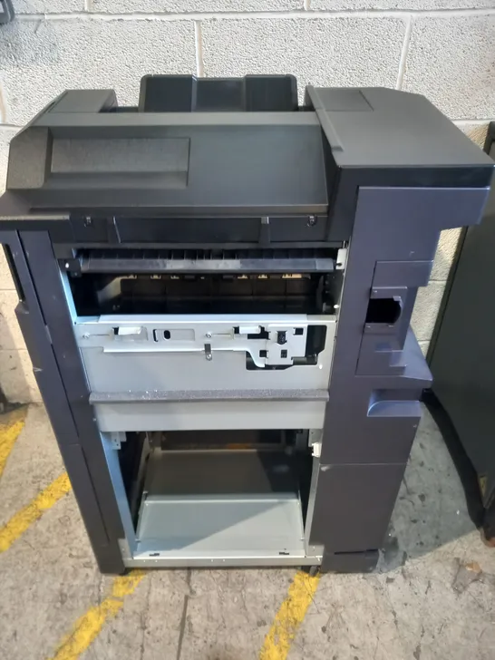 KYOCERA DF 7110 - FINISHER WITH STAPLER - 4000 SHEETS