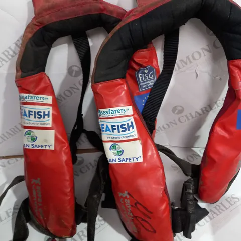 LOT OF 2 SEAFARERS LIFE VEST 