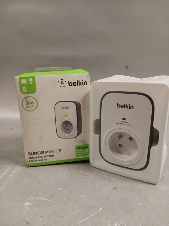 BOXED BELKIN SURGE MASTER SURGE PROTECTOR PLUG 