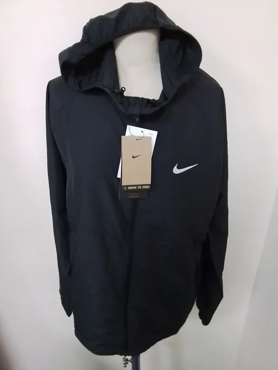 NIKE BLACK PACKABLE ZIP THROUGH RAIN JACKET - M