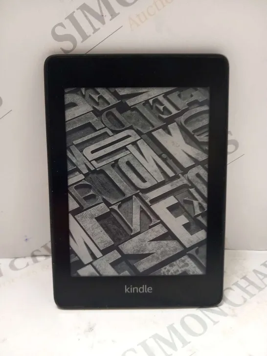 AMAZON KINDLE 