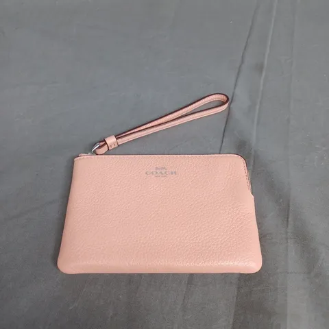 COACH PEBBLED LEATHER CORNER ZIP PURSE