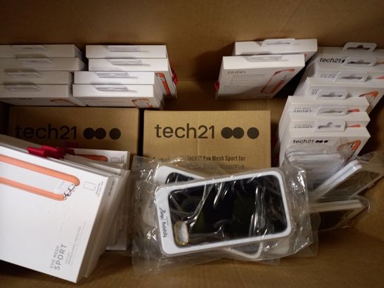 BOX OF APPROX 55 ASSORTED PROTECTIVE PHONE CASES TO INCLUDE TECH21 AND HAPPY PLUGS FOR IPHONE 6 PLUS AND 7