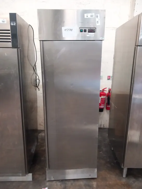 SA TN 70 UPRIGHT REFRIGERATED UNIT