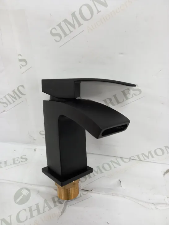 MATTE BLACK BASIN MIXER TAP