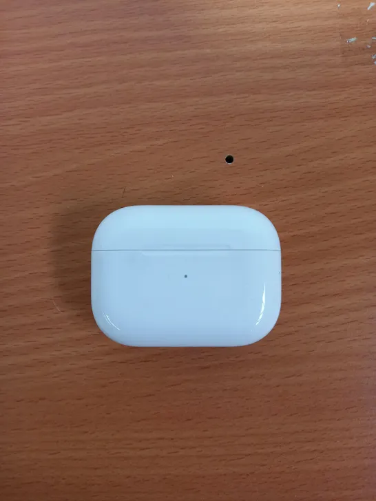 APPLE AIRPODS PRO