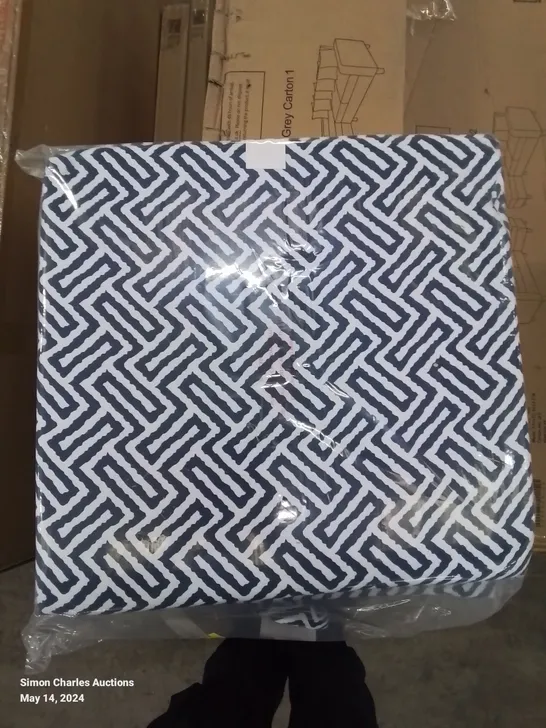 STAMPER GARDEN SEAT BACK CUSHION IN BLUE AND WHITE PATTERN 