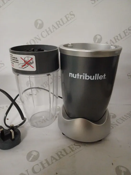 NUTRIBULLET 600 SERIES 600W NUTRITION EXTRACTOR 