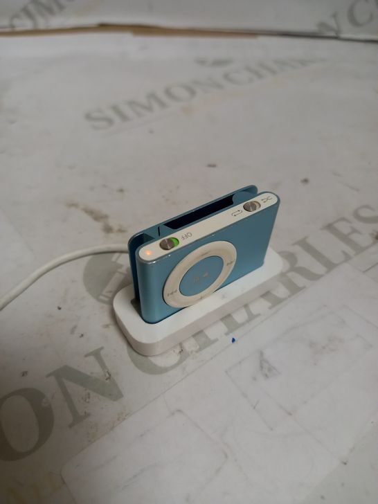 APPLE 2ND GENERATION IPOD SHUFFLE