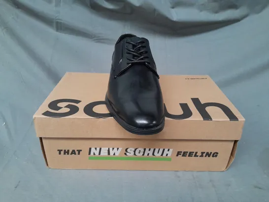 BOXED PAIR OF SCHUH REILLY LEATHER LACE-UP SHOES IN BLACK UK SIZE 7