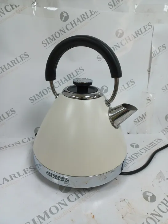 BOXED MORPHY RICHARDS VENTURE - 1.5L KETTLE