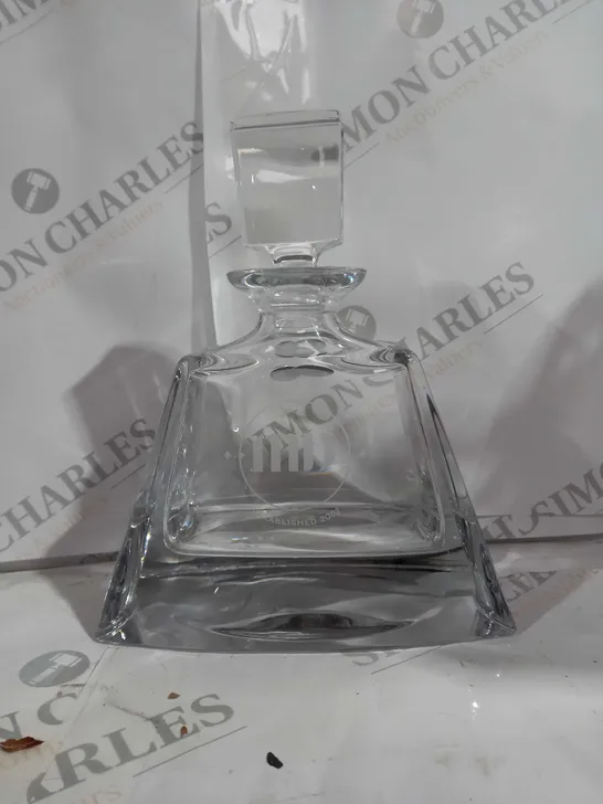 GLASS CRYSTAL DECANTER