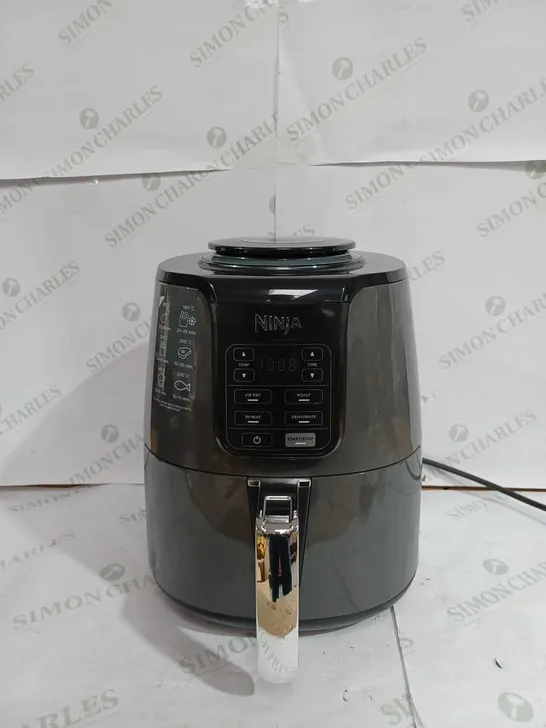 NINJA AIR FRYER