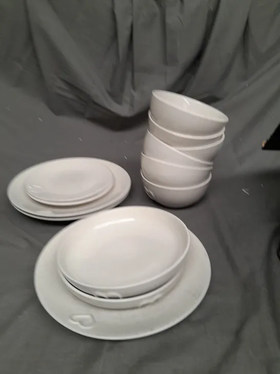 DUNELM FOUNDRY DINNER WARE SET