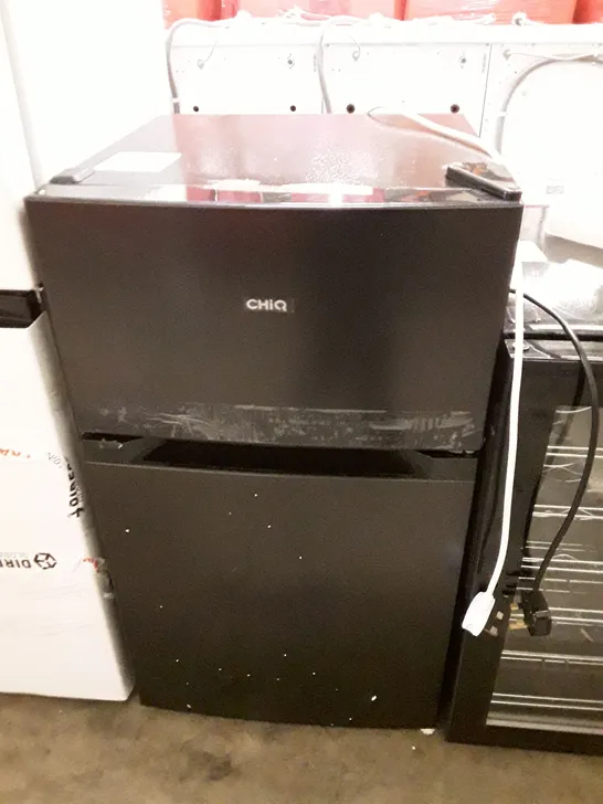 CHIQ UNDER COUNTER FRIDGE FREEZER 