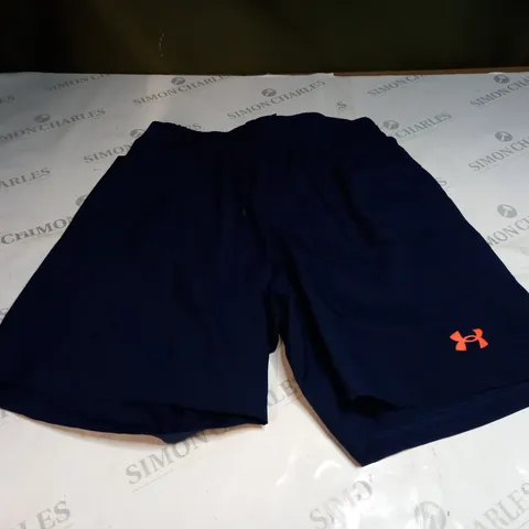 UNDER ARMOUR LOGO SHORTS SIZE M