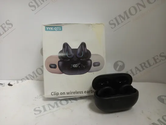 BOXED YYK-Q71 CLIP ON WIRELESS EARBUDS IN BLACK