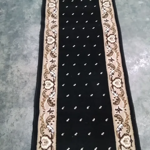 ALSAFI TUFTED BLACK AND CREAM RUG 450X60CM 