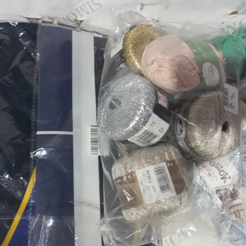 BOX OF APPROXIMATELY 10 ASSORTED HOUSEHOLD ITEMS TO INCLUDE DESIGNER KNITTING YARN, FESTIVE DECORATIVE BAUBLES, ETC