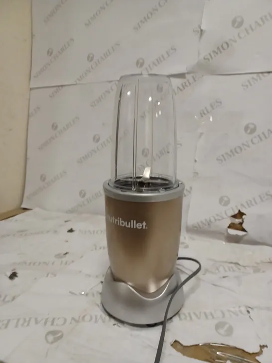 NUTRIBULLET 900W BLENDER CHAMPAGNE MULTI-FUNCTION SMOOTHIE MAKER