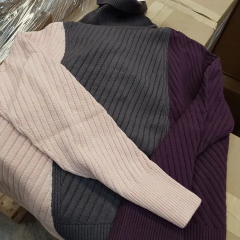 CASE OF 11 BRAND NEW BADGLEY & MISCHKA TRI COLOURED ROLL NECK JUMPERS SIZE M