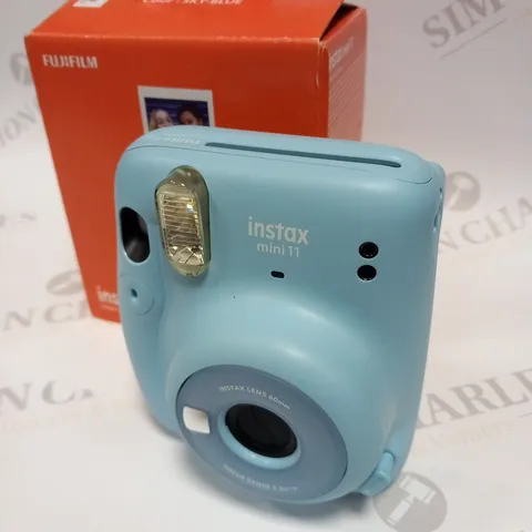 BOXED FUJIFILM INSTAX MINI 11 INSTANT CAMERA