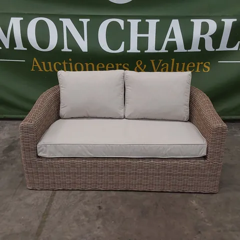 BOXED PRIMROSE LIVING GARDEN AND PATIO CURVED 2 SEATER SOFA IN NATURAL COLOUR WITH CUSHIONS 