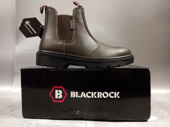 BOXED PAIR OF BLACKROCK DEALER BOOTS IN BROWN UK SIZE 6