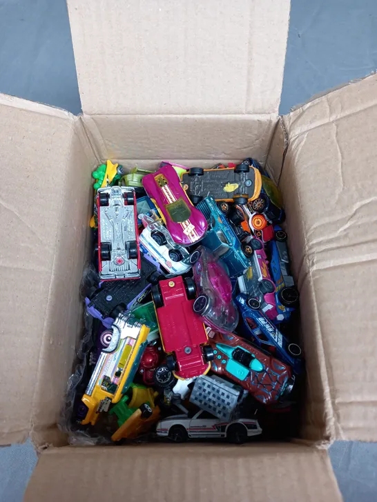 BOX OF ASSORTED HOT WHEELES CARS